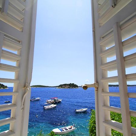 Seafront Rooms Hvar Town Eksteriør bilde